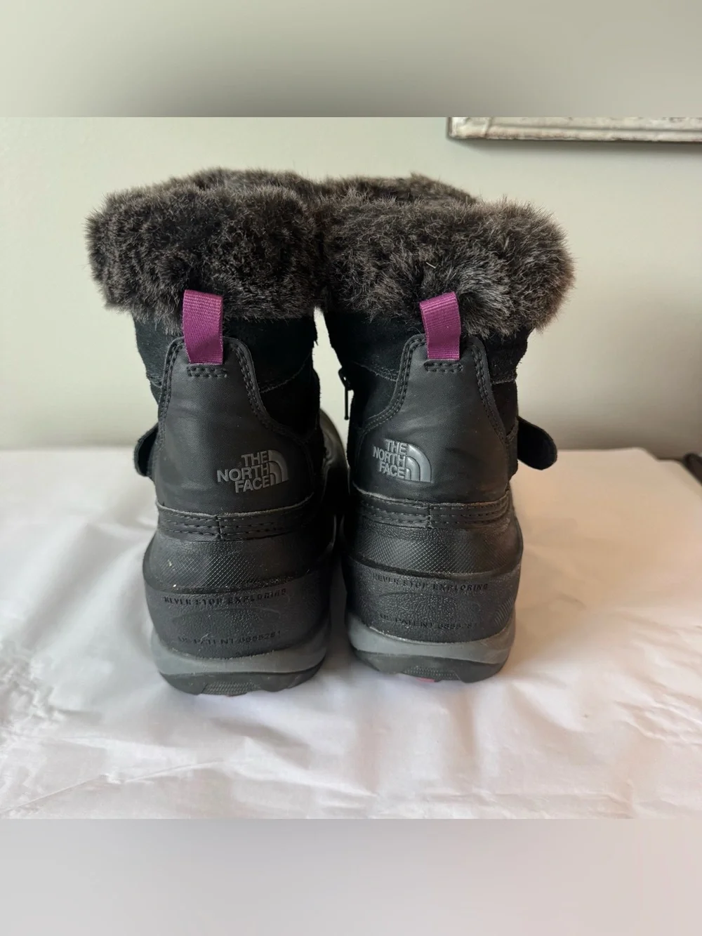 THE NORTH FACE Size 10 Women's Black Chilkat III Pull On Winter Waterproof Boot